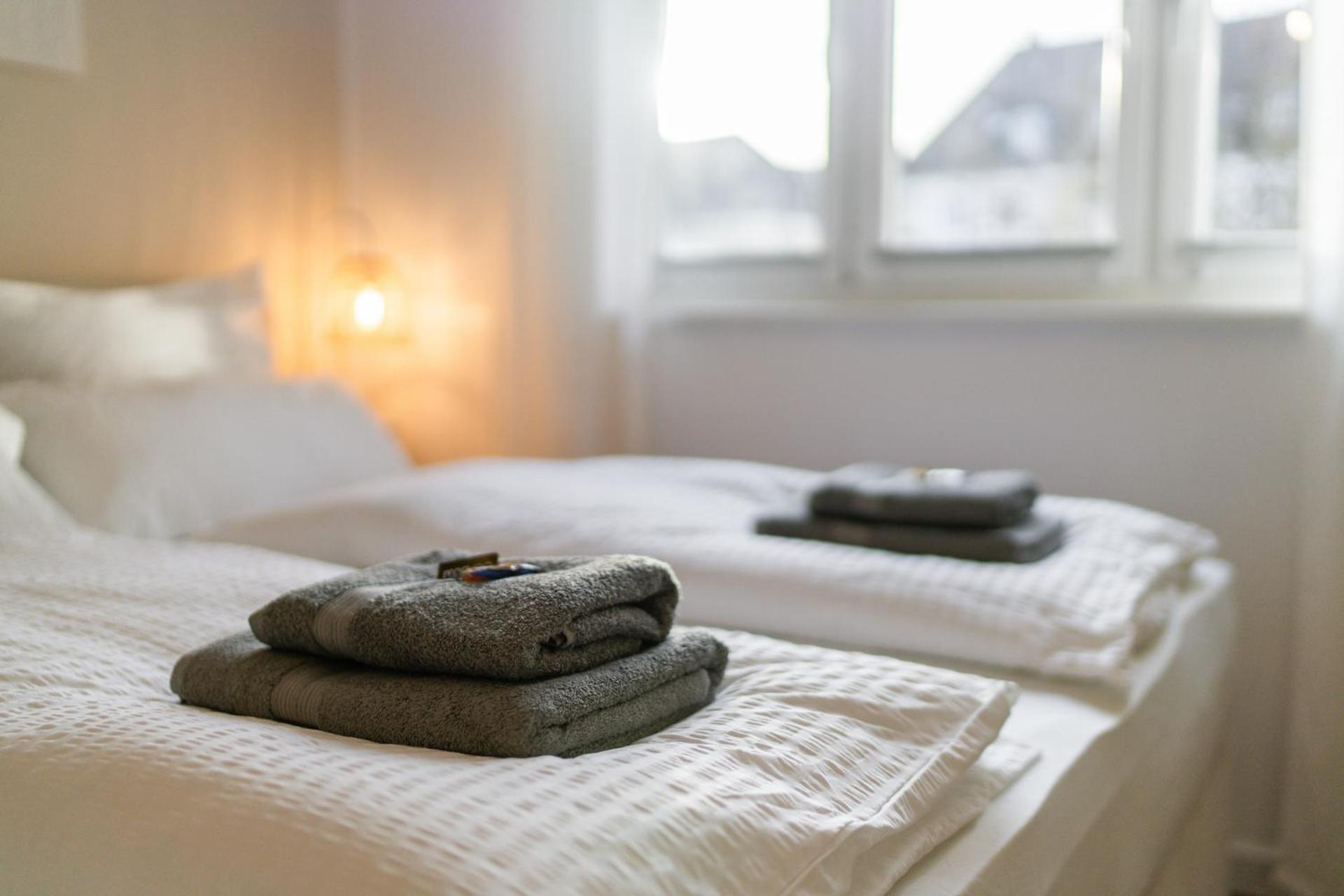 Mitten In Wolfsburg - Happyhome - 2 Zimmer, 6 Personen, Outletcenter, Autostadt, Vw-Nah, Parken 외부 사진
